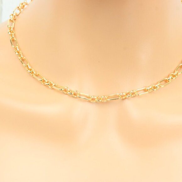 "Minimalist & Elegant Necklace Chain – Perfect for Women & Girls | UNVRC1528 - Picture 9 of 10